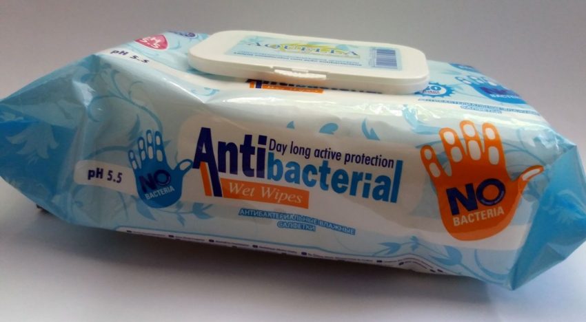 antibakteriális törlőkendő